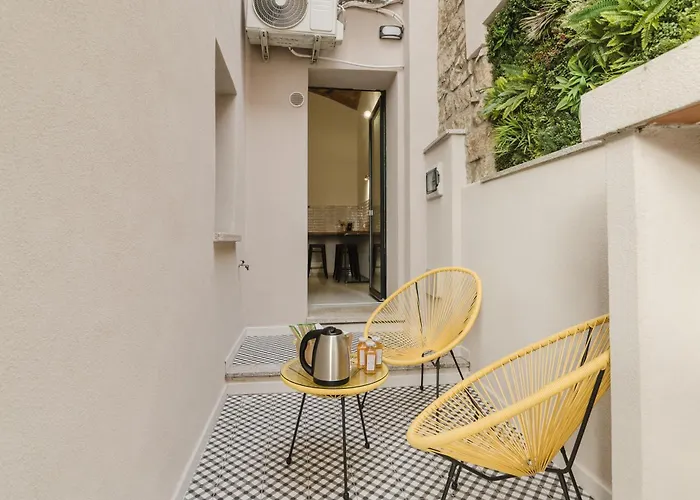 Loft Civico 80 Near Olbia Отель типа 