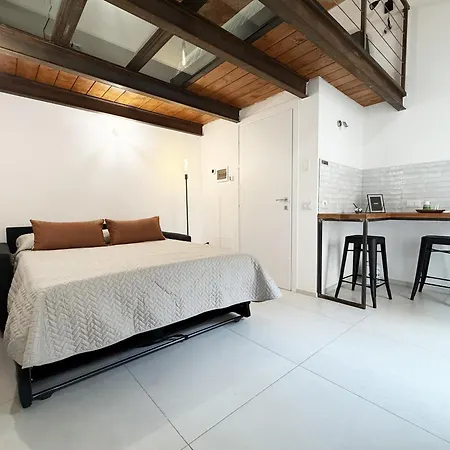 Loft Civico 80 بيت ضيافة