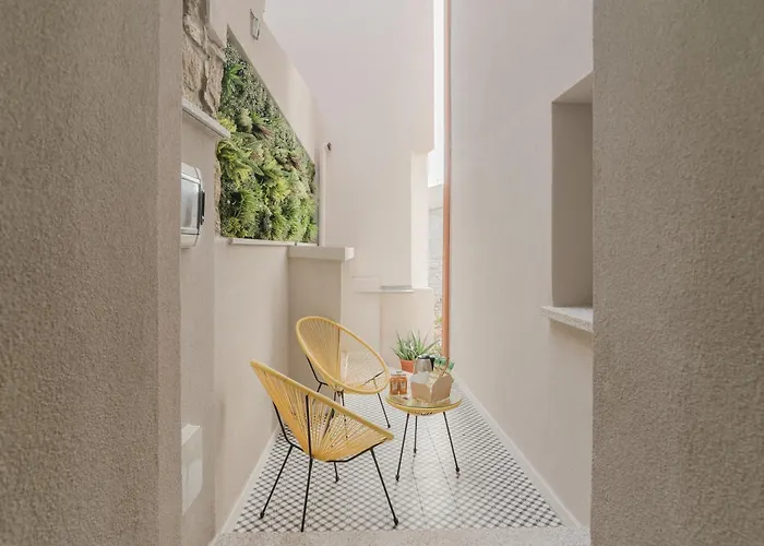 Loft Civico 80 Near Olbia 住宿加早餐酒店 Calangianus